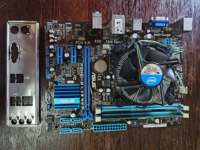 Kit Pc Placa Mãe Asus P8H61M + Processador I3 3 geração + 4GB Memória RAM DDR3<br>