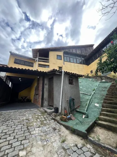 Oportunidade única: Casa à venda em Arraial do Cabo com 3 quartos, suíte e 170m² no Centro