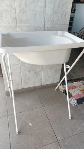 Banheira com suporte