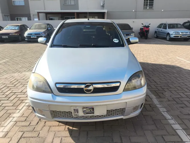 Chevrolet Corsa Sed. Premium 1.4 8V Econoflex 4P 2011