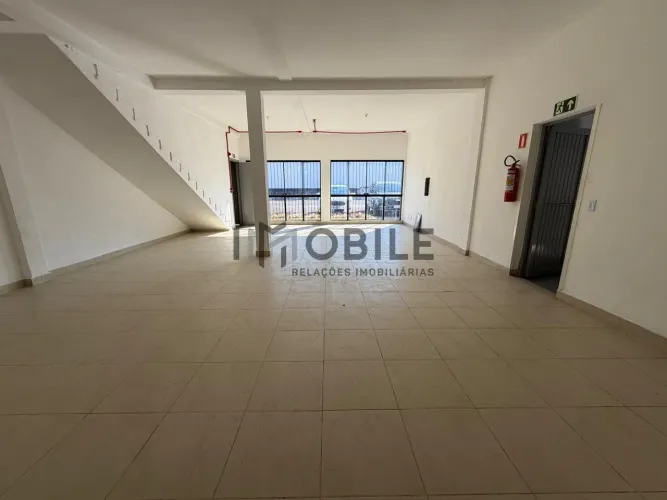Depósito em Sarandi, Porto Alegre | 1500m² para Locação