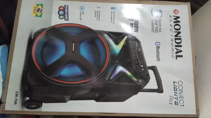 Vendo caixa de som mundial