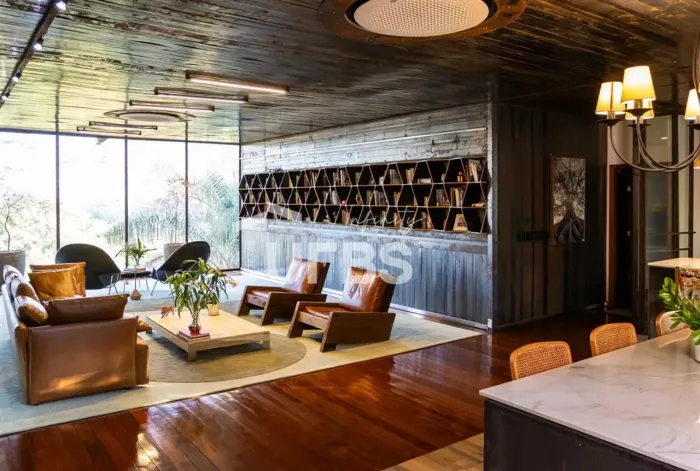 Exclusiva Casa no Aldeia do Vale com 564 m² de área construída em Terreno de 2.941 m²