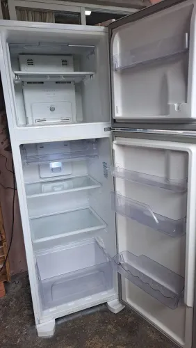 Geladeira Electrolux