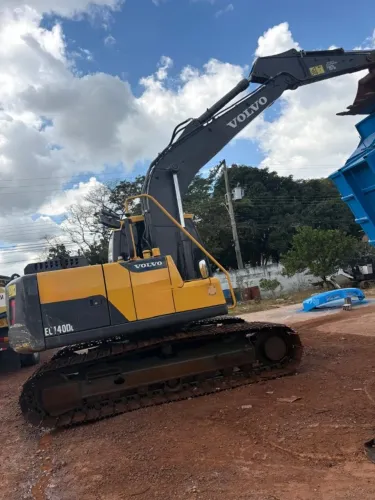 Escavadeira Volvo 2022 EC140DL
