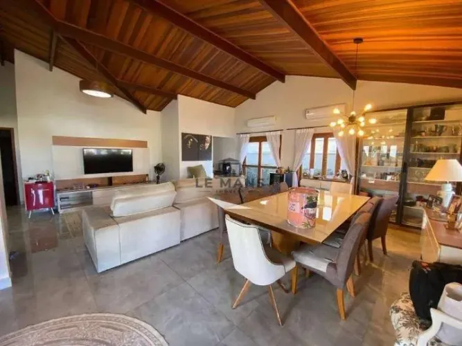 Casa à venda e para alugar em Piracicaba, Monte Alegre, com 4 suítes, com 340 m²