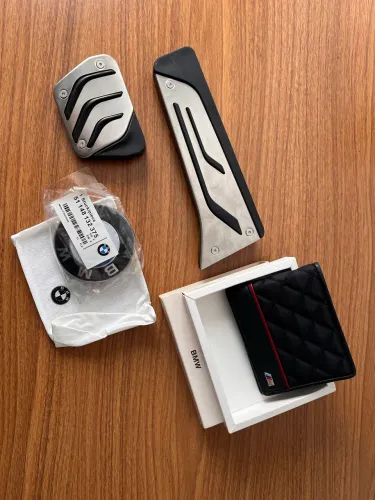 Emblema Capo BMW 320i 120i x1 kit com soleiras e carteira
