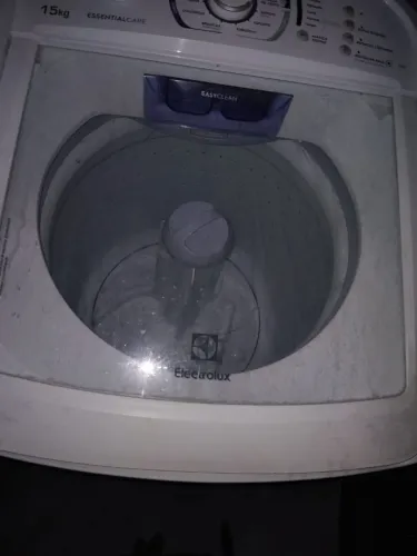Vendo lavadora de roupa em perfeito estado de conservação,marca Eletrolux de 15 kg,