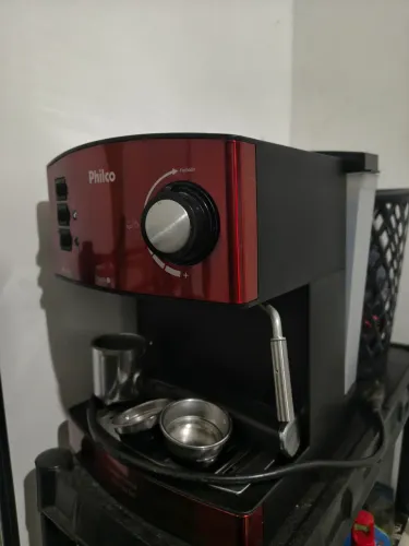 Cafeteira Expresso Philco multicapsulas