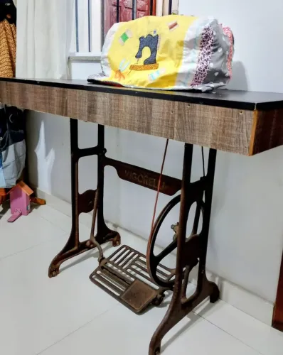 maquina de costura antiga