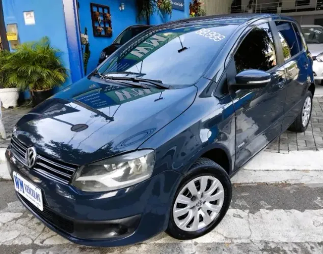 Volkswagen Fox 1.0 MI Total Flex 8V 5P 2013