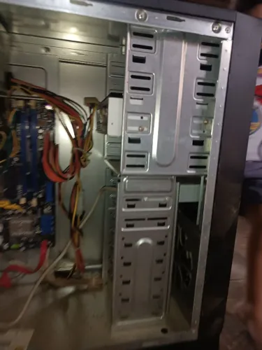 CARCAÇA DE CPU