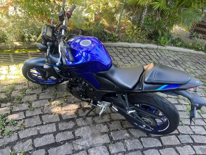 MT 03 muito nova
