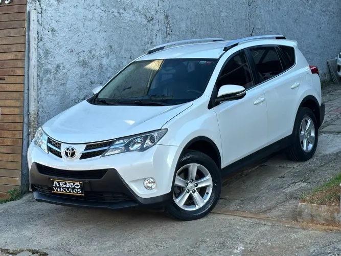 Toyota RAV4 2.0 4X2 16V Aut. 2014