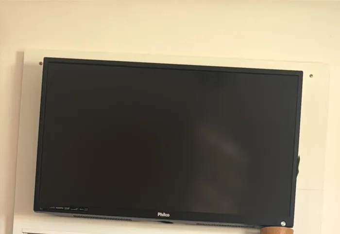 TELEVISÃO SMART 42 POLEGADAS