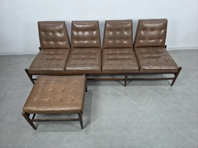 Conjunto de sofá & Pulfe liceu de artes ofício 