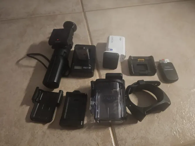 Câmera Sony X3000 Kit Completo