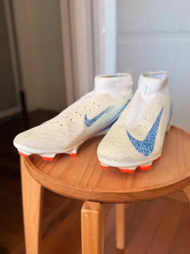 Chuteira Nike Mercurial Superfly Elite FG Branca/Azul - Pouco Uso | Tam.40