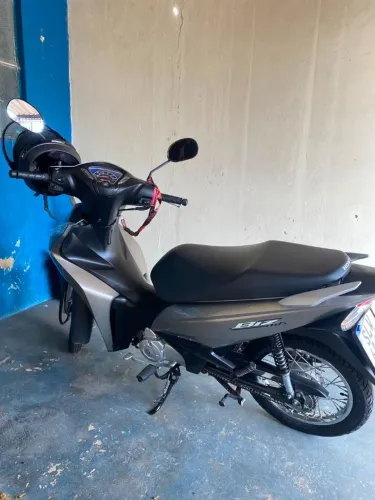 HONDA BIZ 110i PRATA