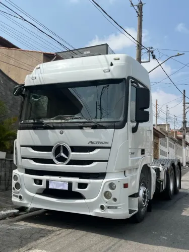 Mercedes-Benz Actros 6x2 2019, veiculo em otimo estado, particular
