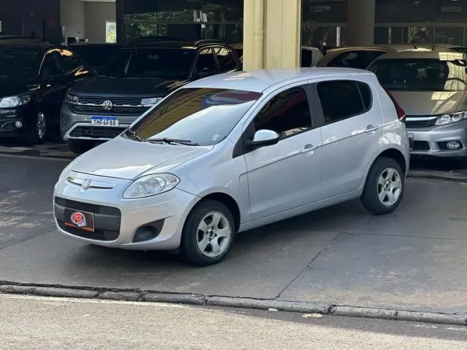 Fiat Palio Attractive 1.0 EVO Fire Flex 8V 5P 2012