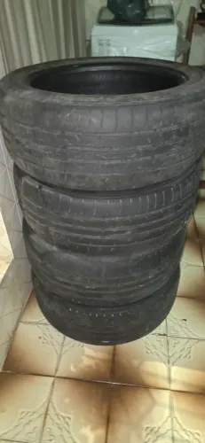 04 pneus Dunlop 215 45 17r
