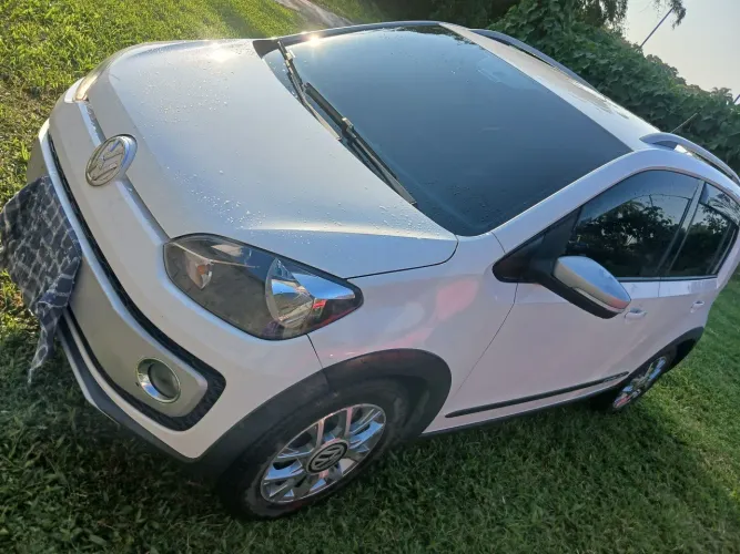 Volkswagen Up! Cross 1.0 T. Flex 12V 5P 2016