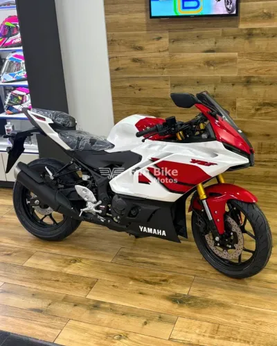 YZF R3 321 CC 70 ANOS YAMAHA TAXA DE 0.99 PELO BANCO YAMAHA