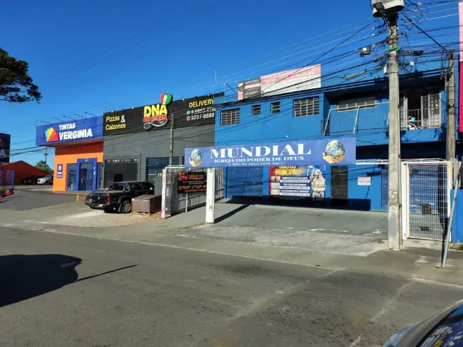 Sala comercial, sobreloja para locação no Bairro Maracanã em Colombo.