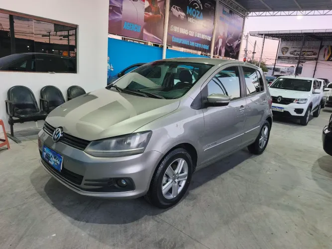 Volkswagen Fox Comfortline 1.0 Flex 8V 5P 2015