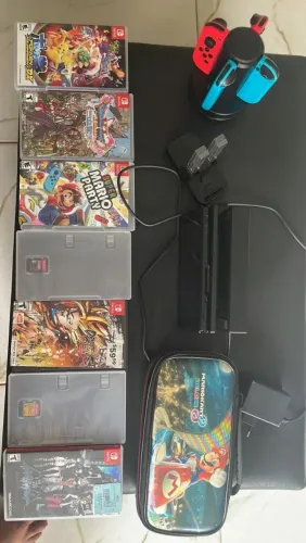 NItendo Switch V1 com 7Jogos Originais!