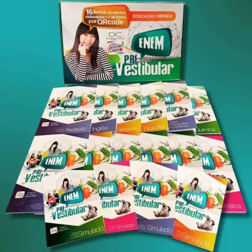 Vende-se livro de simulado para estudo do Enem