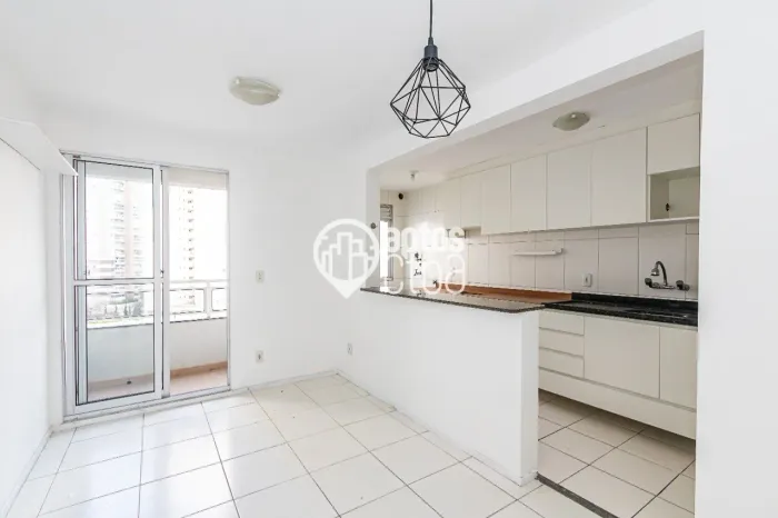 Apartamento de 2 quartos próximo do Jardim Botânico com 49m² - Curitiba/PR