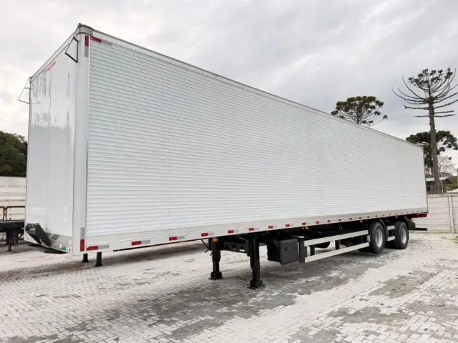 CARRETA BAÚ 2 EIXOS FACCHINI 30 PALLETS ANO 26.