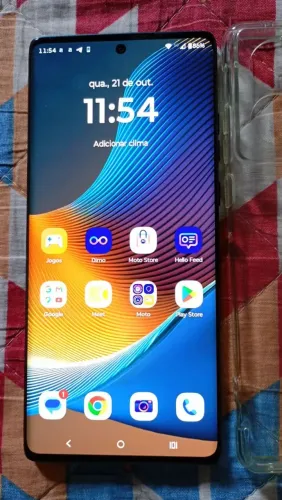 Quero vender smartphone Motorola Edge 50 , 256 Gb, 8 de RAM, muito bom, aparelho usado