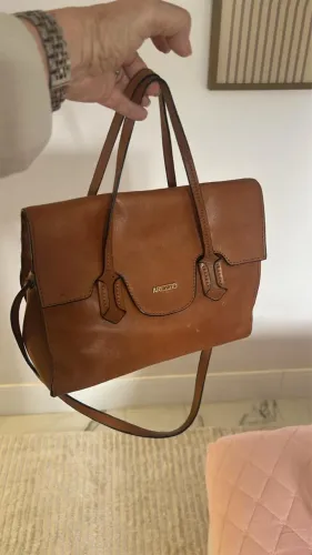 Bolsas a venda