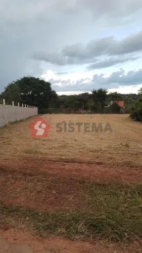 Terreno no condomínio PORTAL DAS PALMEIRAS em Martinópolis