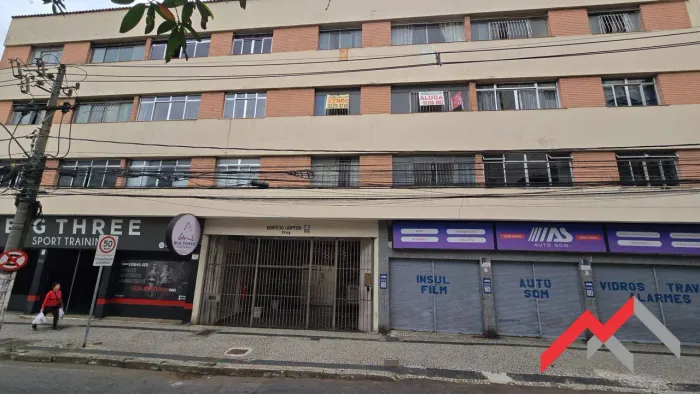 Apartamento com 1 dormitório para alugar por R$ 1.161/mês - Passos - Juiz de Fora/MG