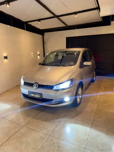 Volkswagen Fox Comfortline 1.0 Flex 12V 5P 2016