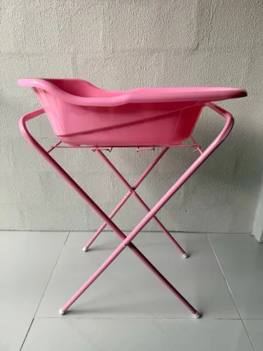 Banheira com suporte