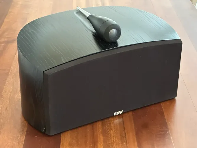 Bowers & Wilkins Série 800 HTM2