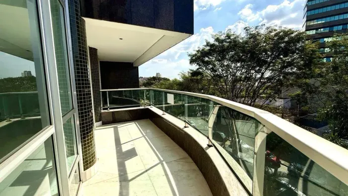 Apartamento a venda 3 quartos (1 suíte) no Belvedere, BH | 134m² | Lazer completo -