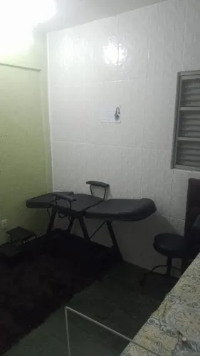 Maca de estética dobrável + mocho giratório + escadinha