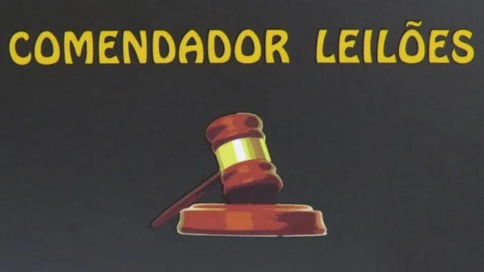 C. O. M. P. R. O. discos de vinil livros cds dvds revistas em quadrinhos antiguidades