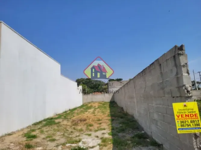 Oportunidade no Quintas de Santa Cruz!