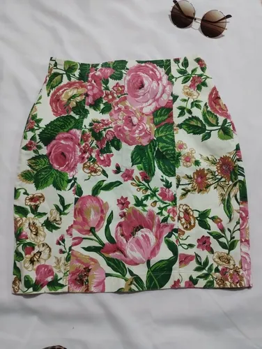 Saia curta estampada 