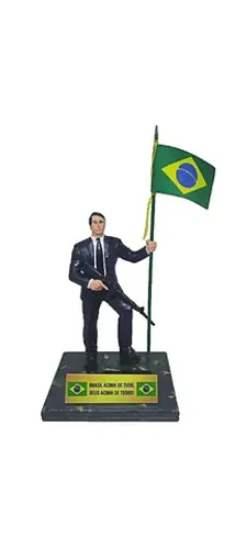 Estatueta Bolsonaro Protetor da Nação