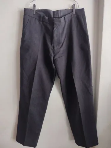 Calça risca de giz Tam 46