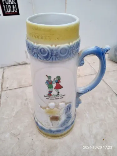 Caneca e jarro
