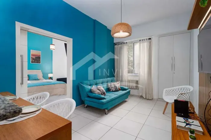 Excelente quarto e sala mobiliado e reformado!!!